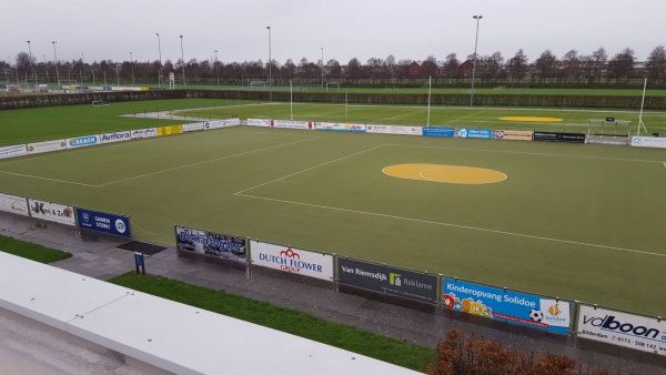 VERVANGING TWEEDE KUNSTGRASVELD VORDERT